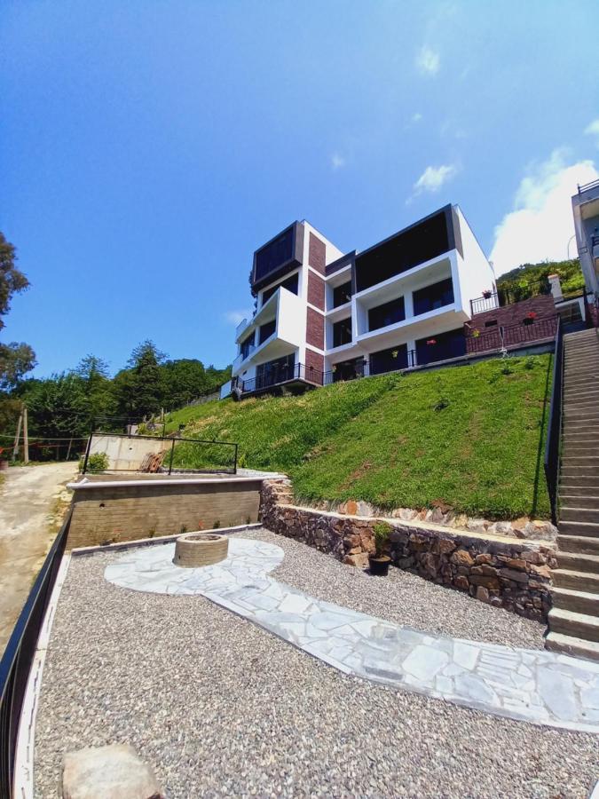 Villa Deluxe Кваріаті Екстер'єр фото